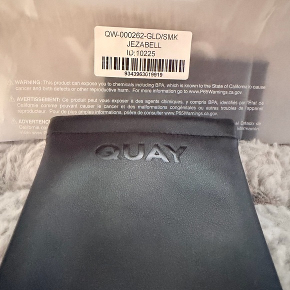 Quay JEZABELL gld frame/smoke lenses Sunglasses BNWT main image 11
